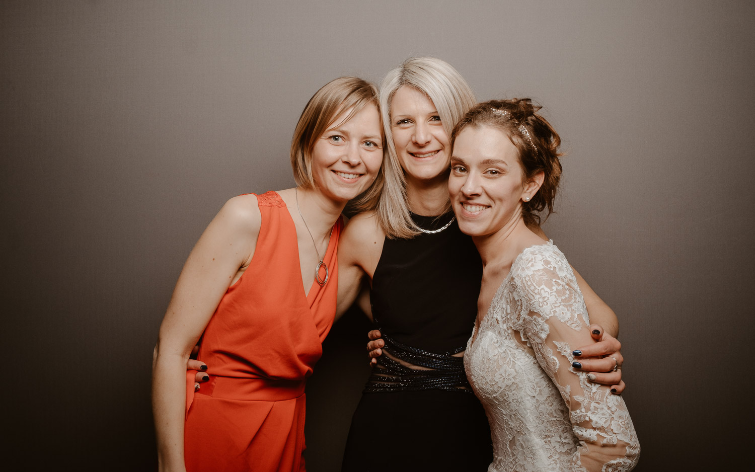 photographies d’un mariage chic d’hiver à l’Abbaye des Prémontrés de Pont-à-Mousson en Meurthe-et-Moselle