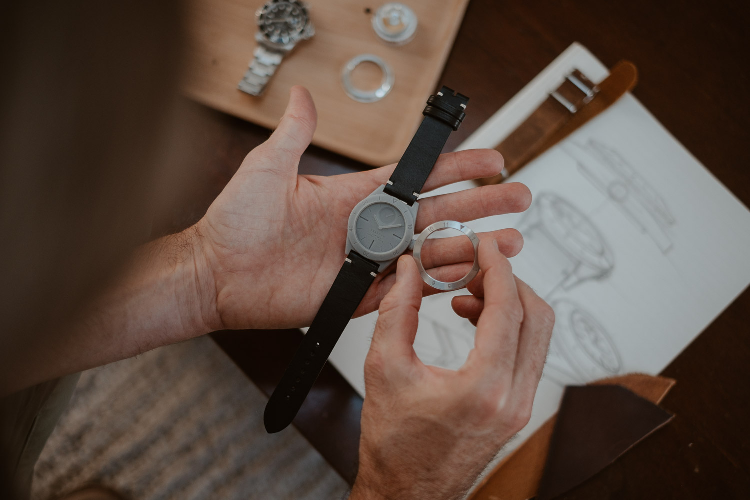 photographies d’un créateur & designer de montres éco-durables, sustainable tool watches, à Clisson, pays de la loire