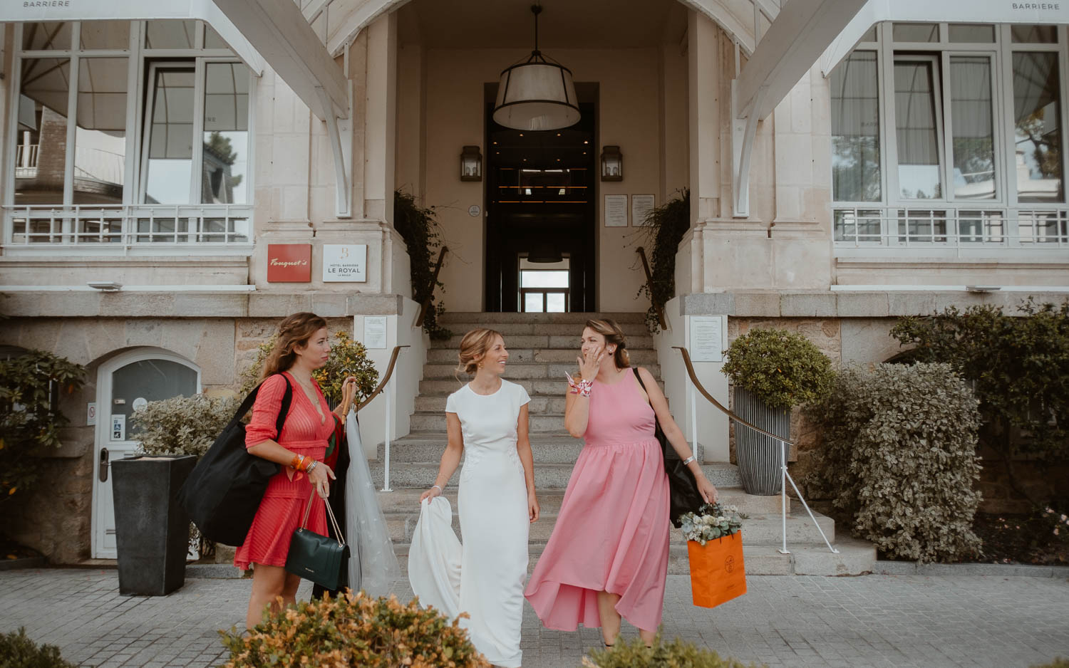 Reportage photo de préparatifs de mariage à l’hôtel royal de la Baule