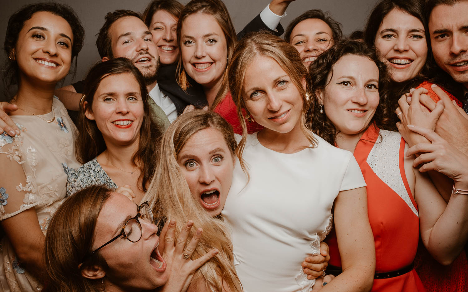 Studio photo lors d'une soirée de mariage au château de Lauvergnac à la turballe