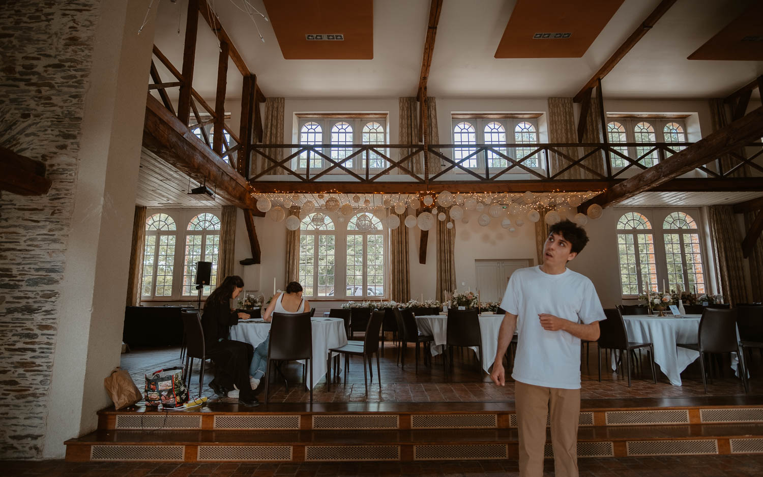 Reportage photo lifestyle d’un mariage au mois de mai au Manoir de la Jahotière