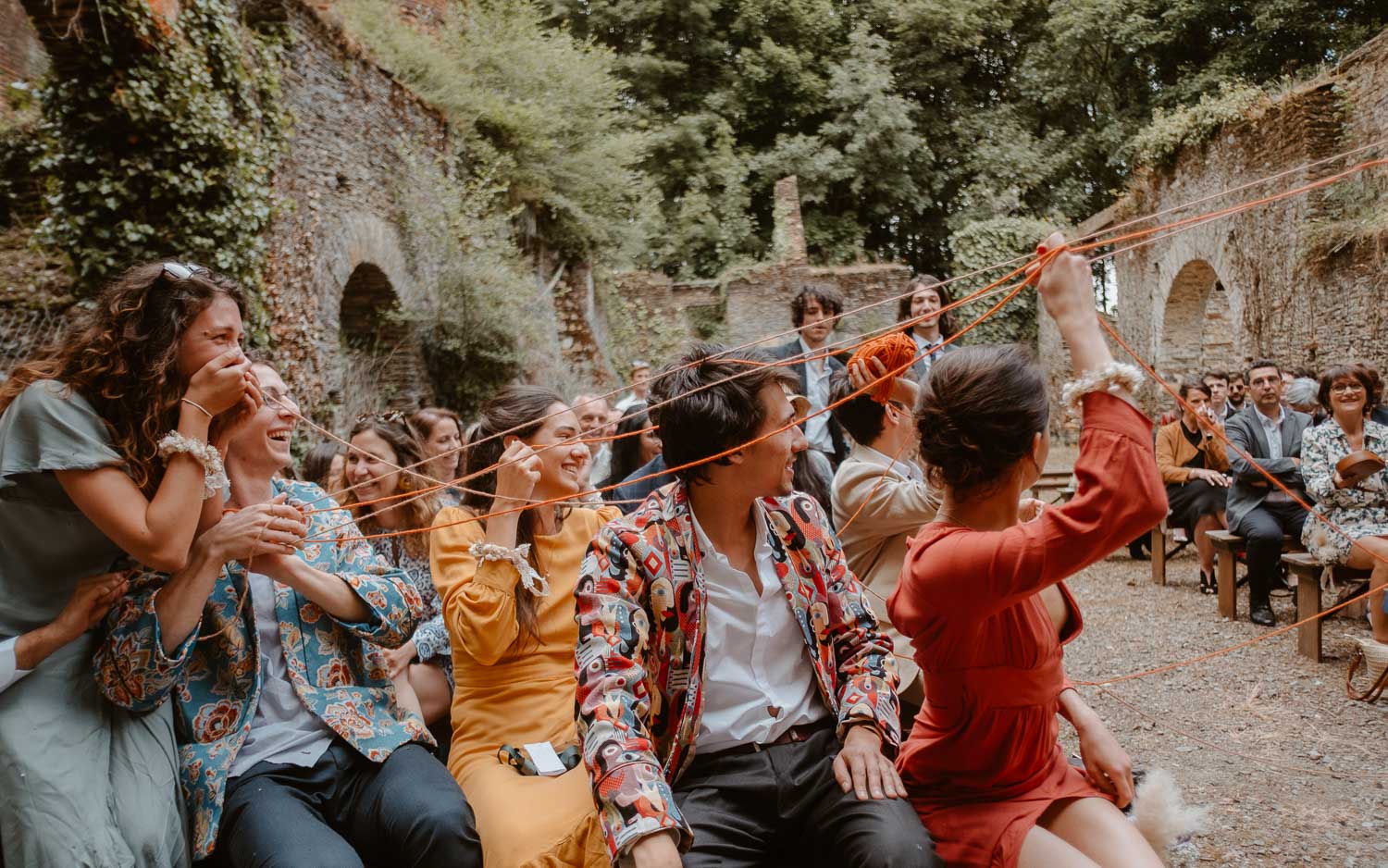 Grands enfants des mariés lors de la cérémonie laïque d’un mariage