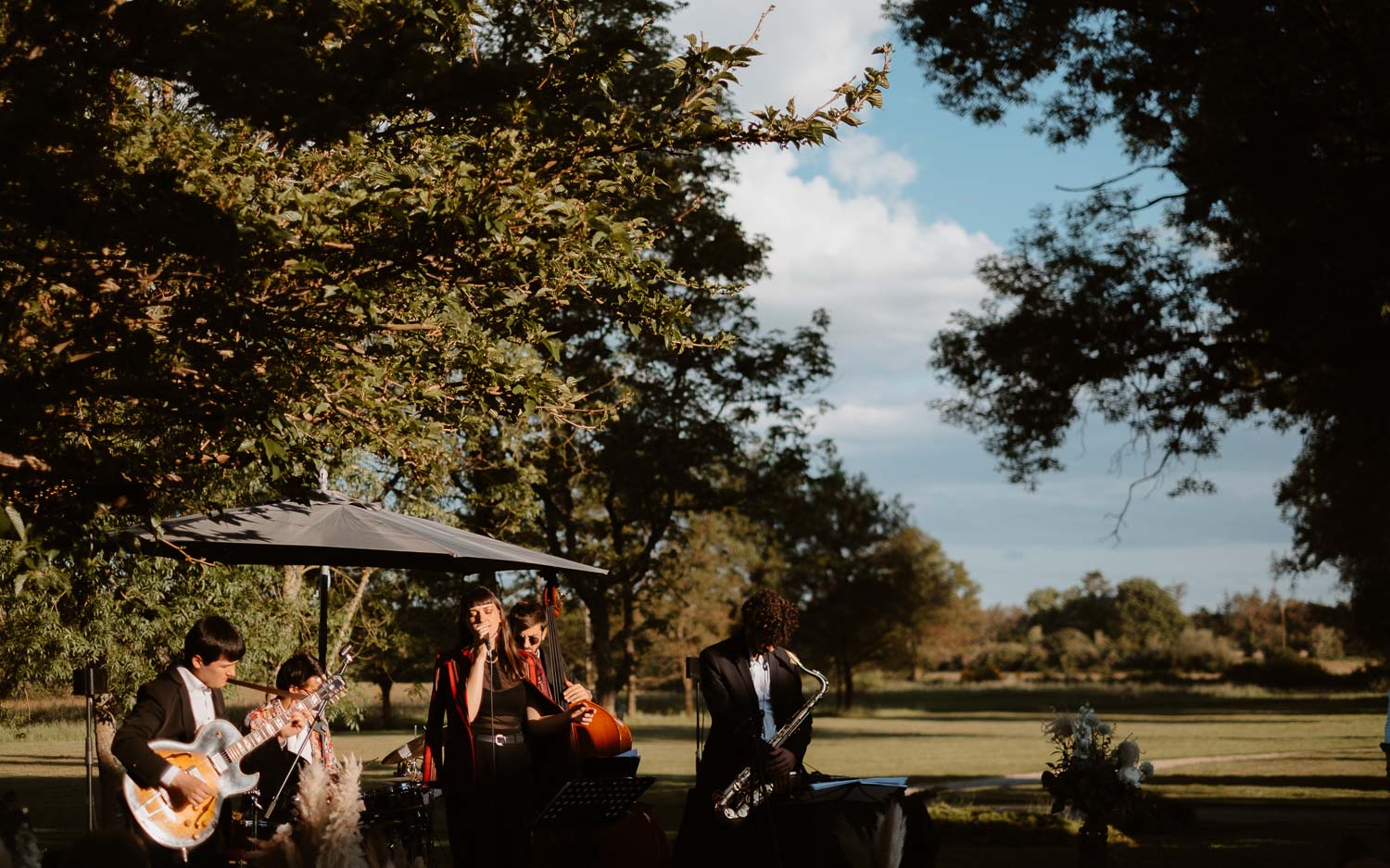 Groupe de jazz sur un cocktail de mariage