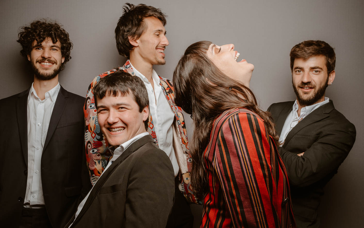 Studio photo lors de la soirée d’un mariage au Manoir de la Jahotière