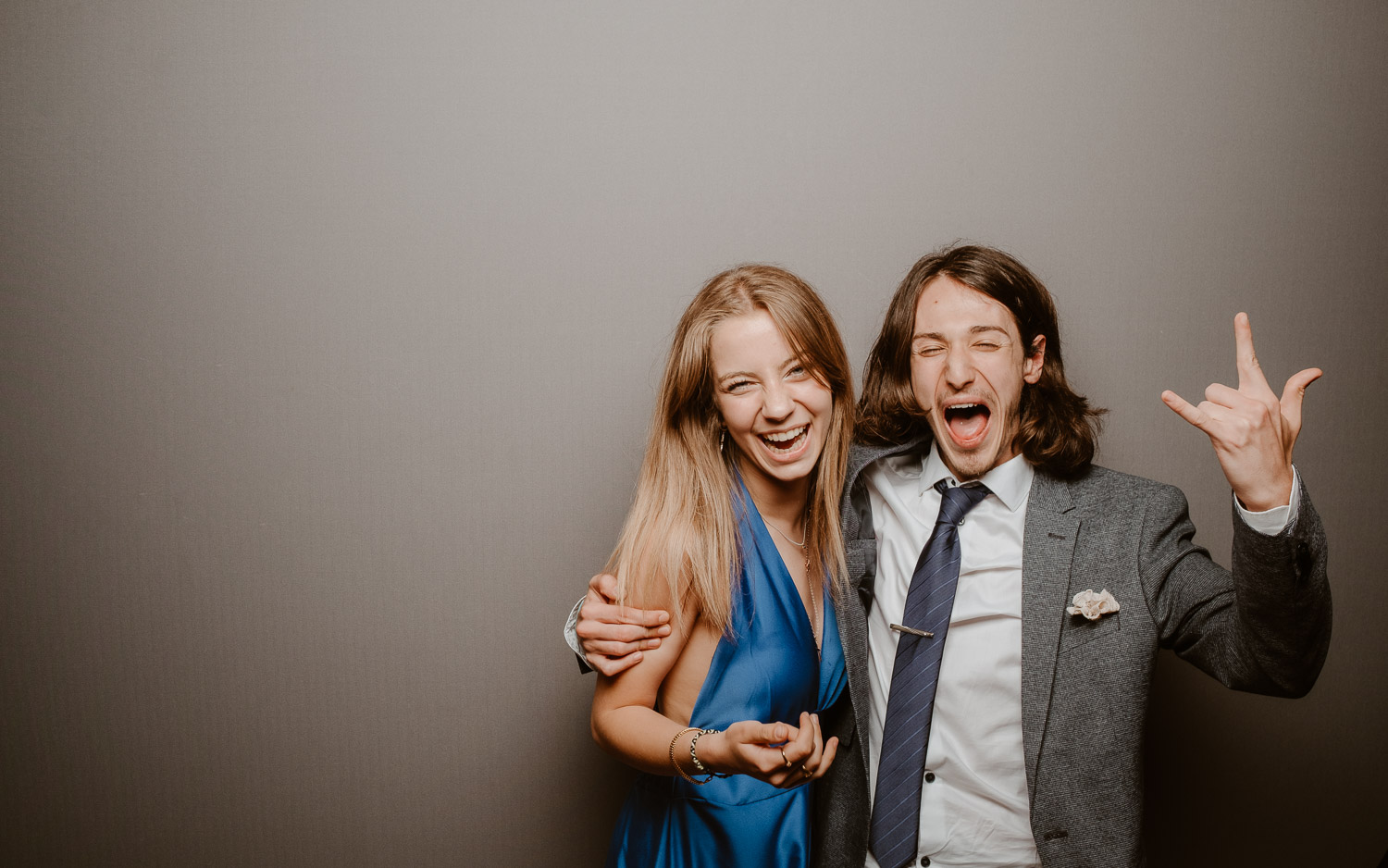 Studio photo lors de la soirée d’un mariage au Manoir de la Jahotière