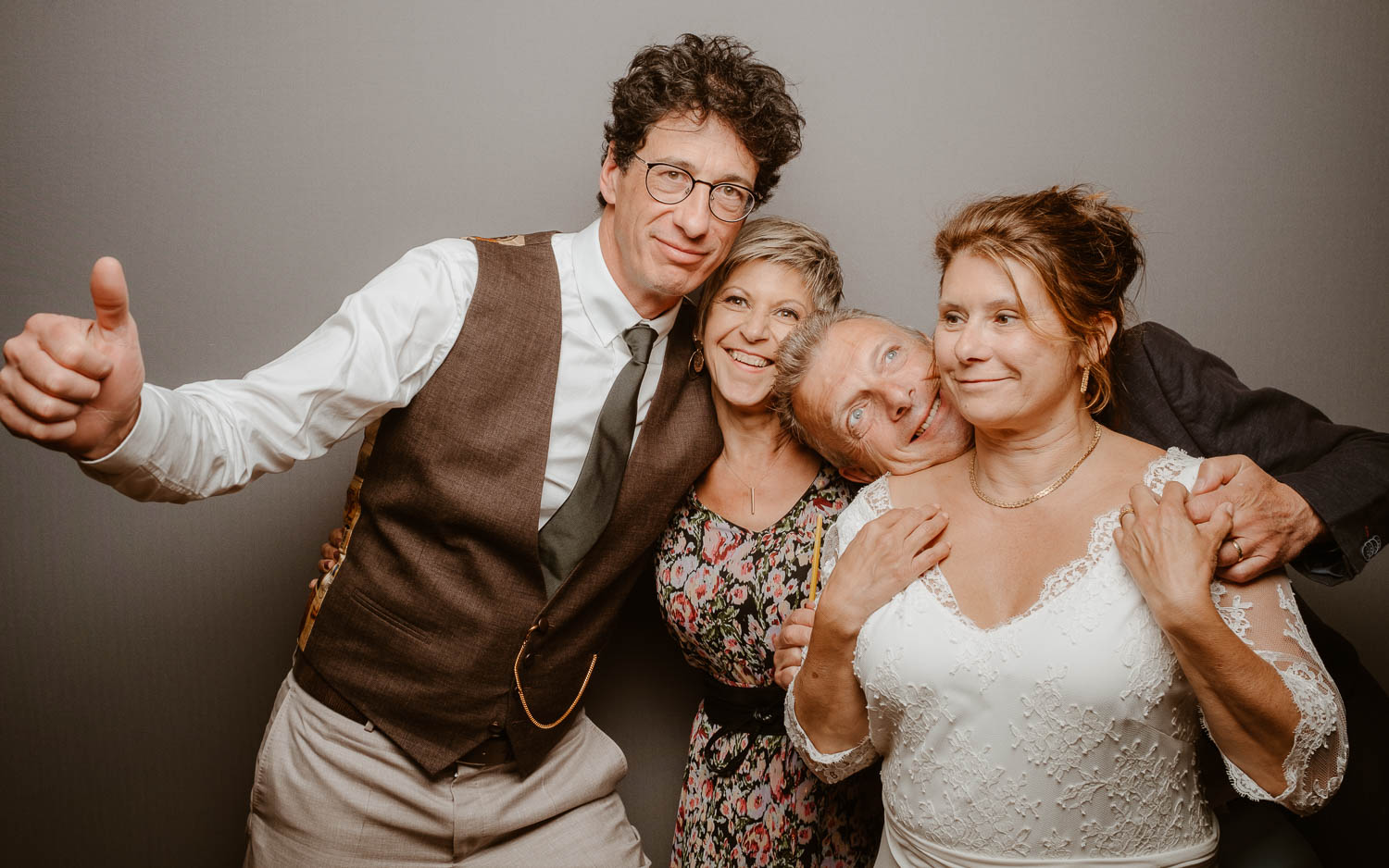 Studio photo lors de la soirée d’un mariage au Manoir de la Jahotière