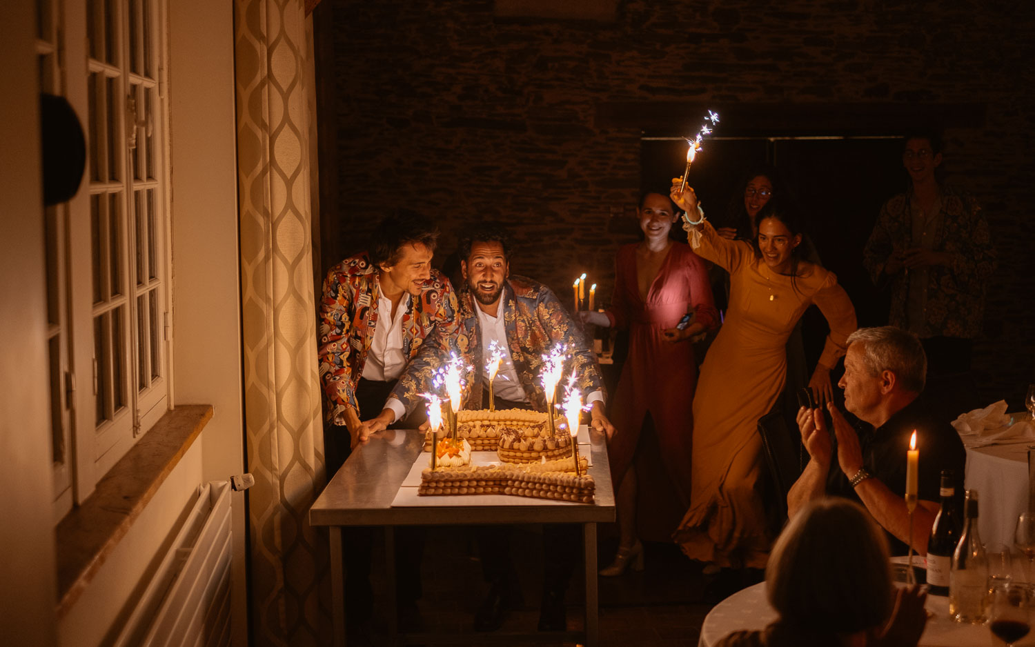 Soirée de mariage dans une magnifique salle en pierre apparente à Abbaretz