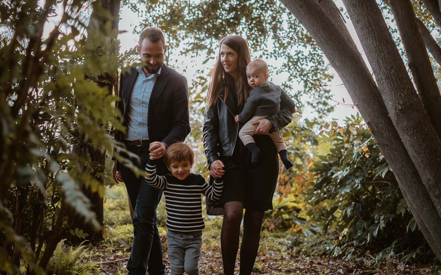 Reportage photo lors d’une séance famille au jardin extraordinaire de Nantes