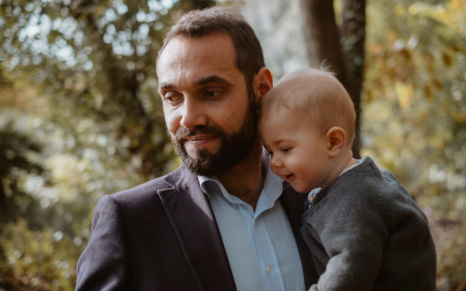 Instants complices entre un parent et son enfant à Nantes