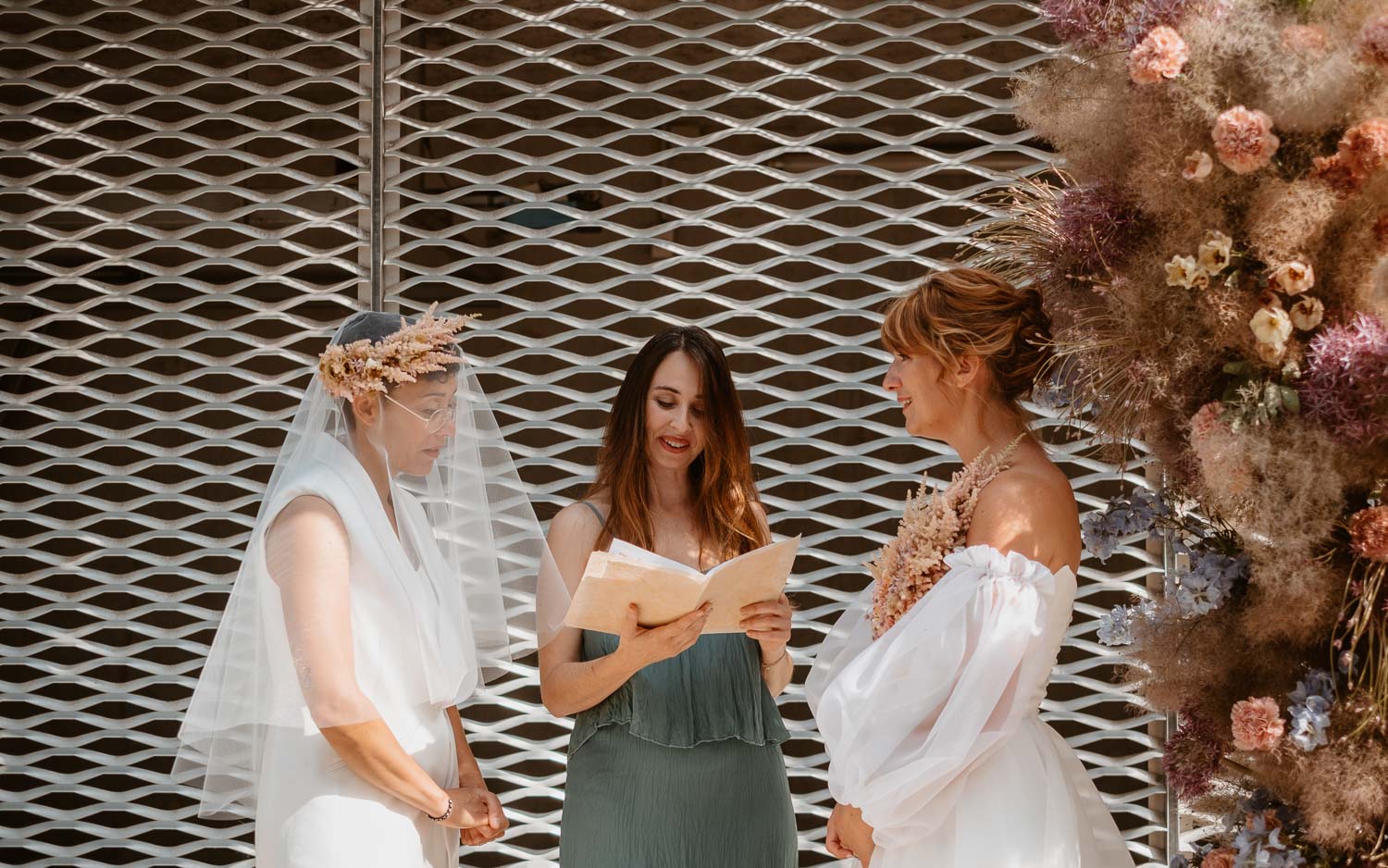shooting d’inspiration d’un mariage lesbien à Nantes dans le cadre du salon atelier wedding par Geoffrey Arnoldy photographe