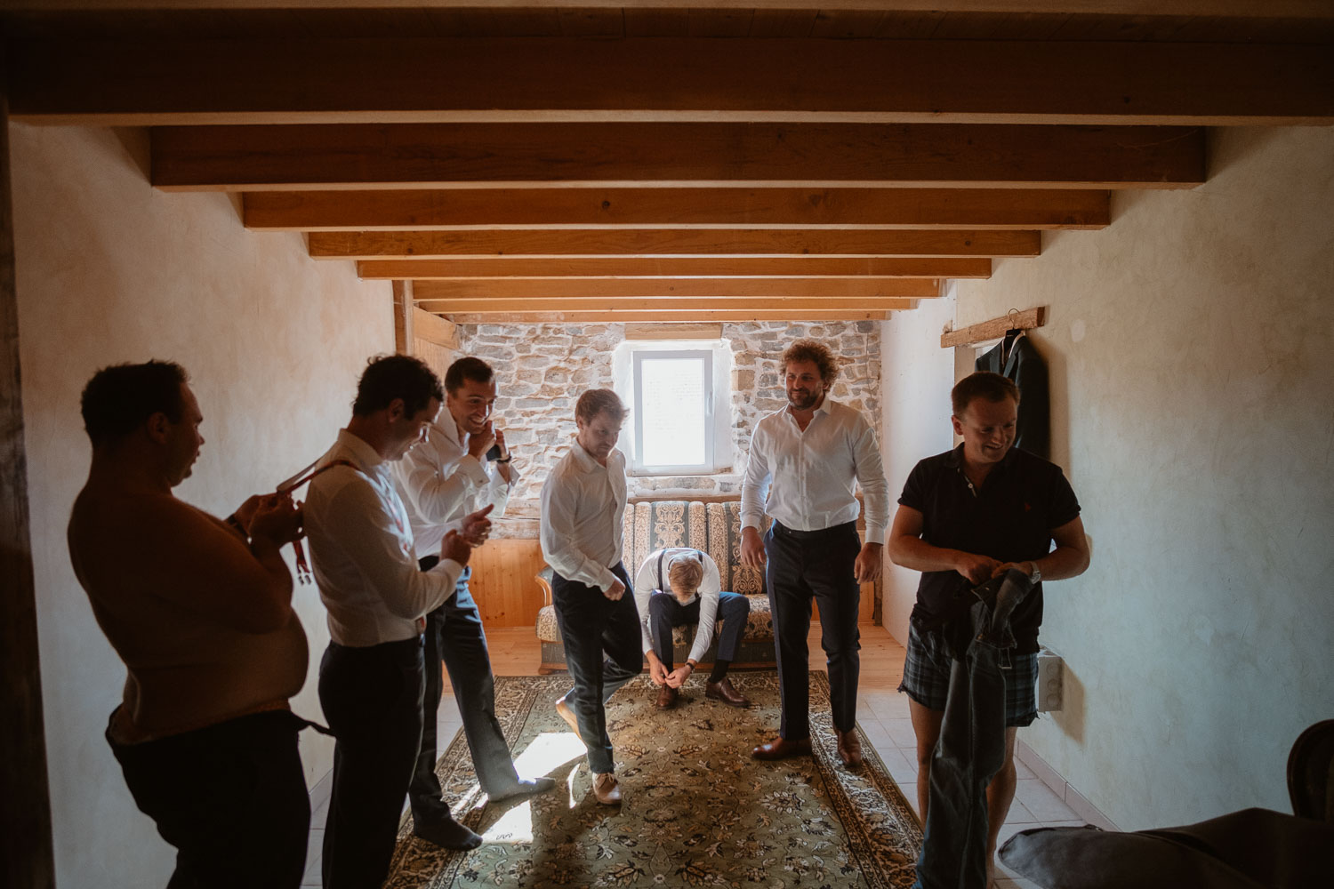 Reportage photo lifestyle d’un mariage d’automne à l’abbaye des prémontrés