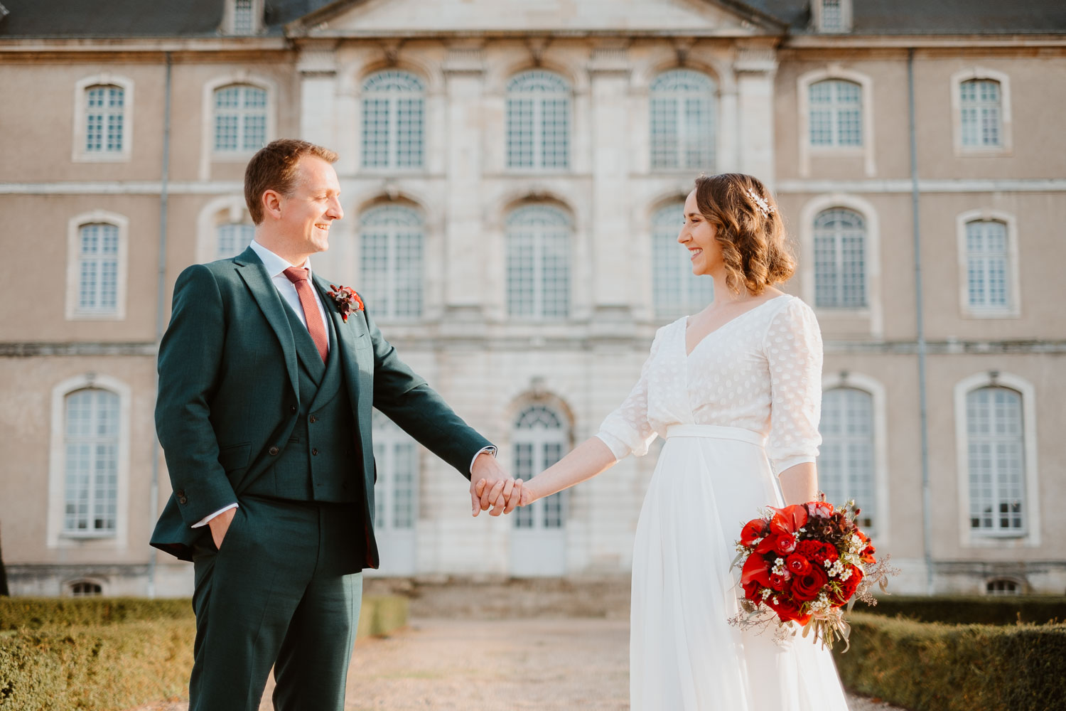 Photographies de couple d’un mariage d’automne à l’abbaye des prémontrés