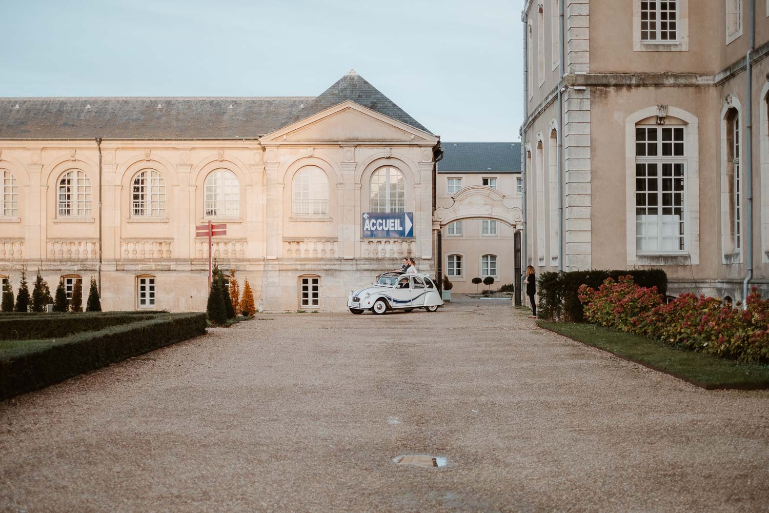 Reportage photo lifestyle d’un mariage d’automne sur le thème comédie musicale