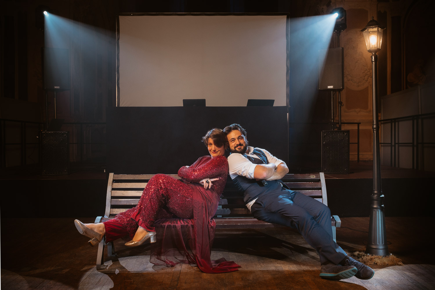 Studio photo lors de la soirée d’un mariage sur le thème La La Land à l’Abbaye des Prémontrés