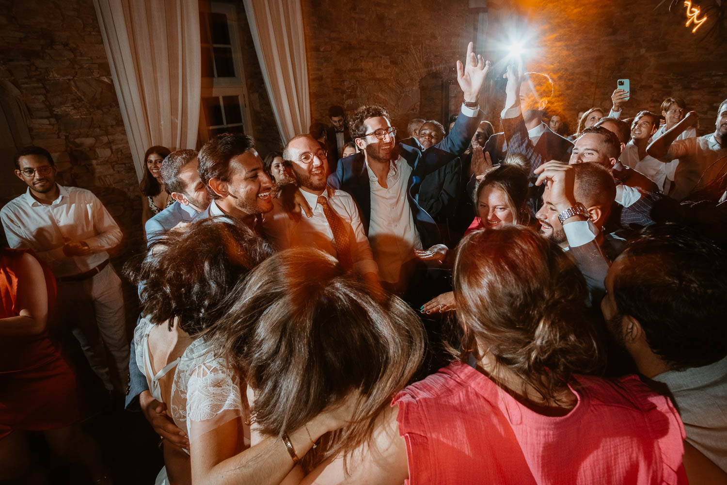 Soirée dansante et Bal sur un mariage franco-marocain au chateau du Pordor à Avessac
