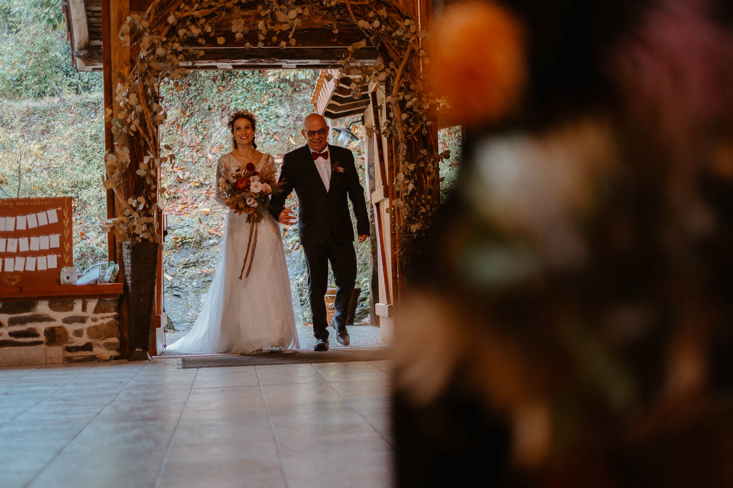 Cérémonie laïque aux teintes d’automne sur un mariage près de Nantes
