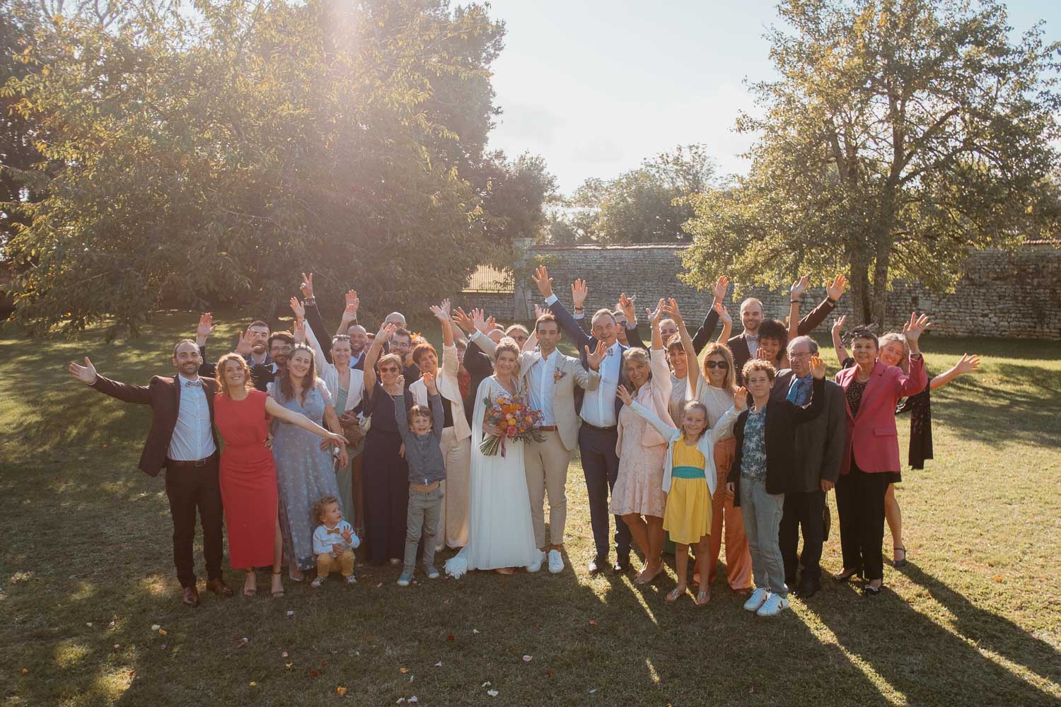 reportage photo groupe mariage— Château de Théon à Cozes