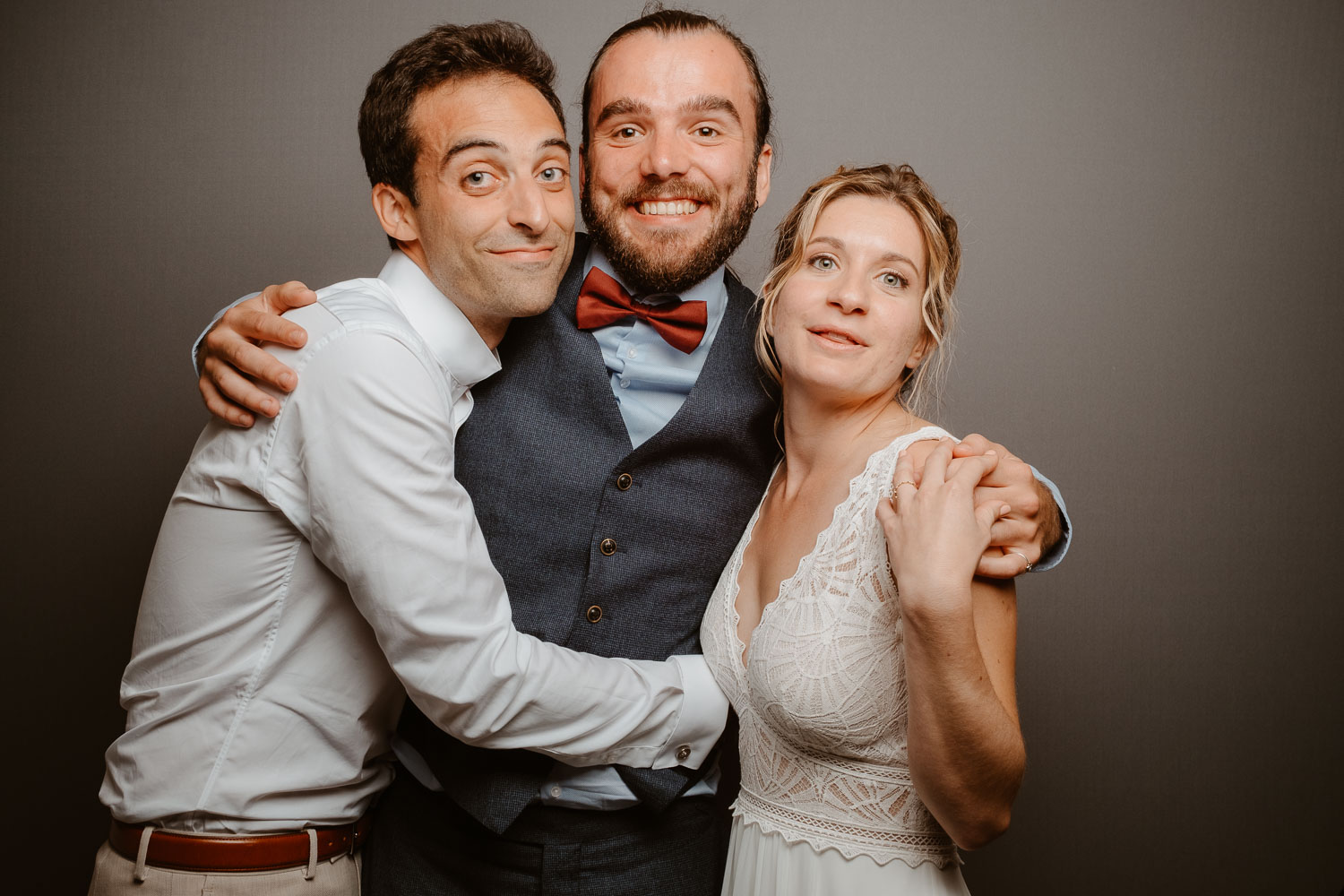 studio photo fun photomaton soirée mariage — Château de Théon à Cozes