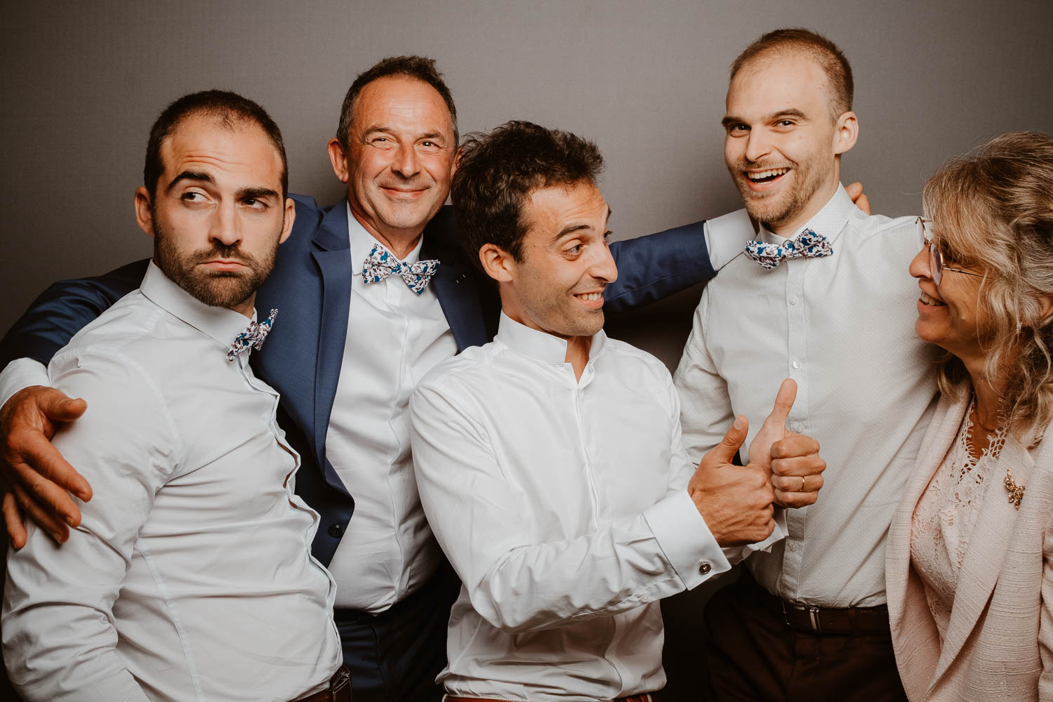 studio photo fun photomaton soirée mariage — Château de Théon à Cozes