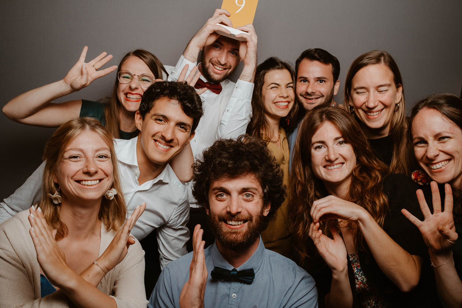 studio photo fun photomaton soirée mariage — Château de Théon à Cozes