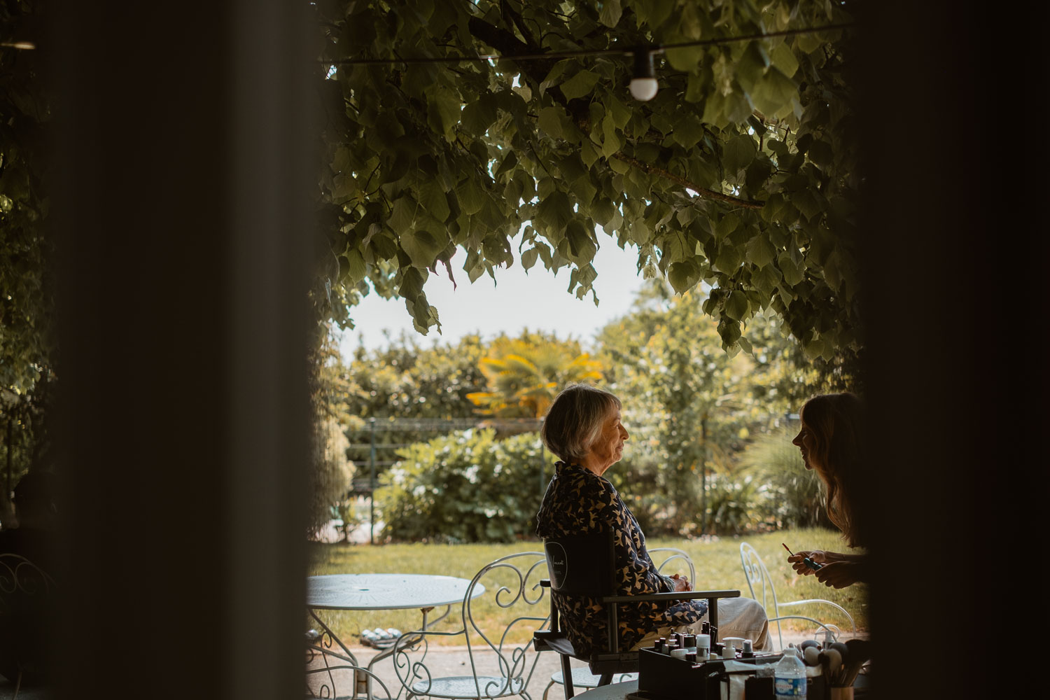 reportage photo préparatifs mariage — Domaine de la Moinardière à Le Bernard Vendée