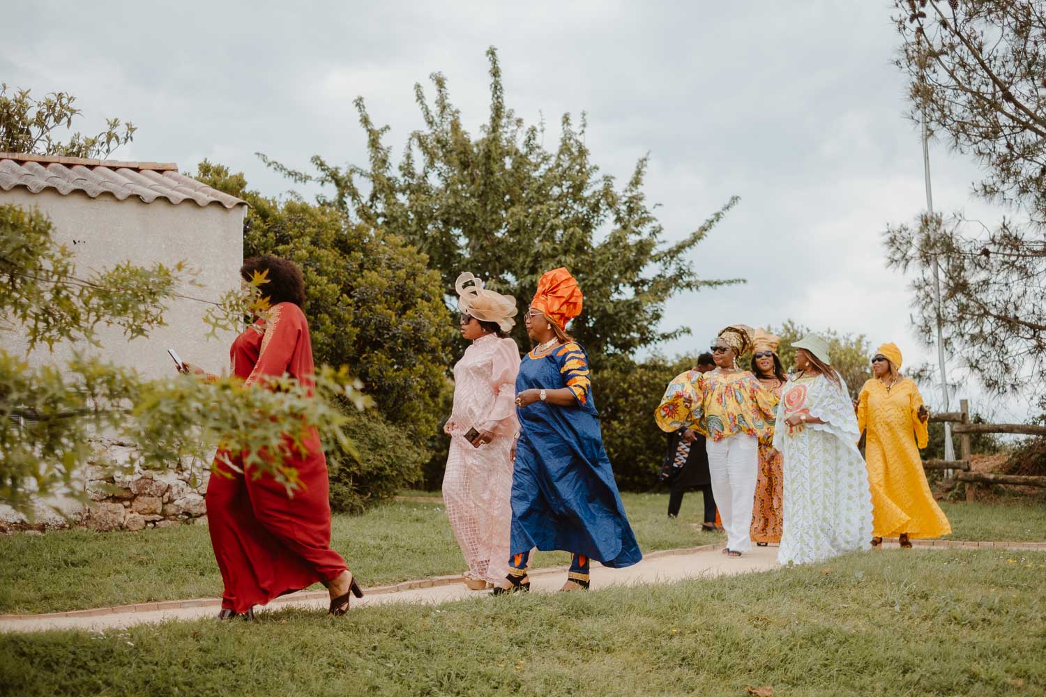 reportage photo mariage lifestyle cérémonie laïque — Domaine de la Moinardière à Le Bernard Vendée
