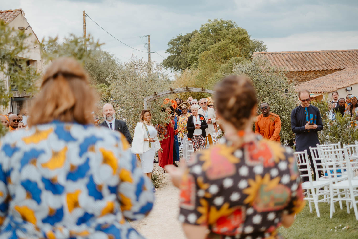 reportage photo mariage lifestyle cérémonie laïque — Domaine de la Moinardière à Le Bernard Vendée