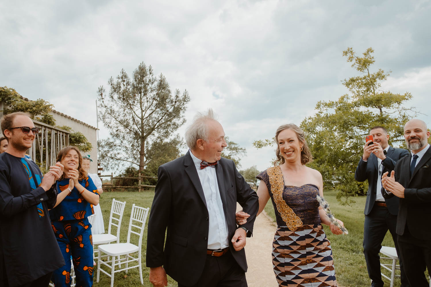 reportage photo mariage lifestyle cérémonie laïque — Domaine de la Moinardière à Le Bernard Vendée
