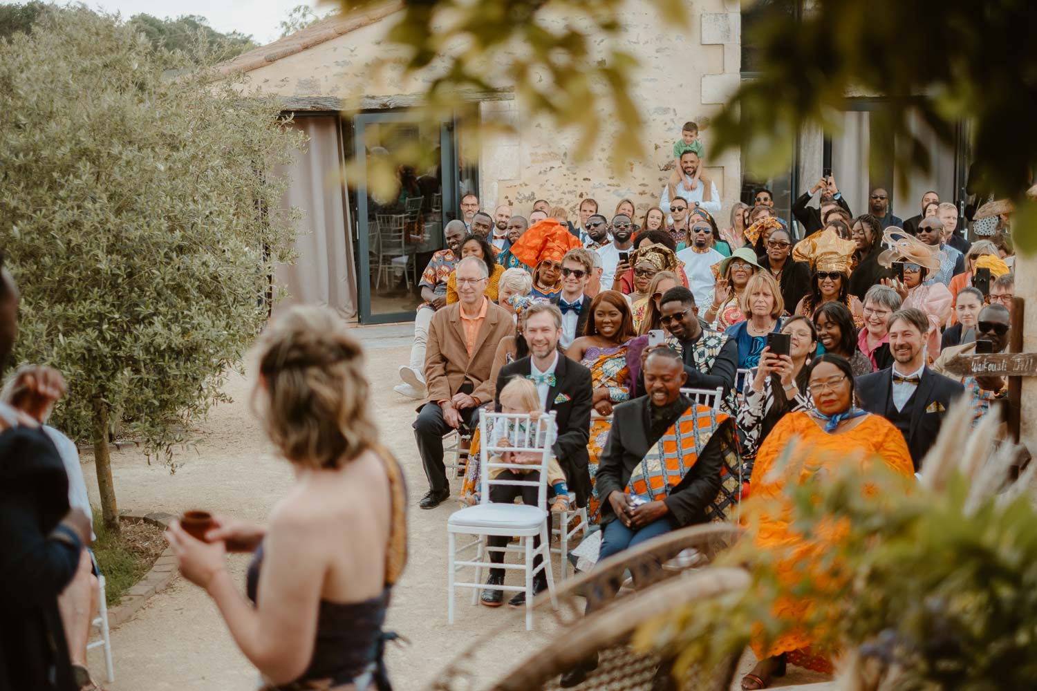 reportage photo mariage lifestyle cérémonie laïque — Domaine de la Moinardière à Le Bernard Vendée