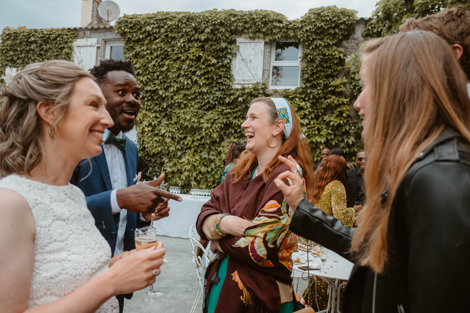 reportage photo lifestyle instants de vie cocktail mariage— Domaine de la Moinardière à Le Bernard Vendée