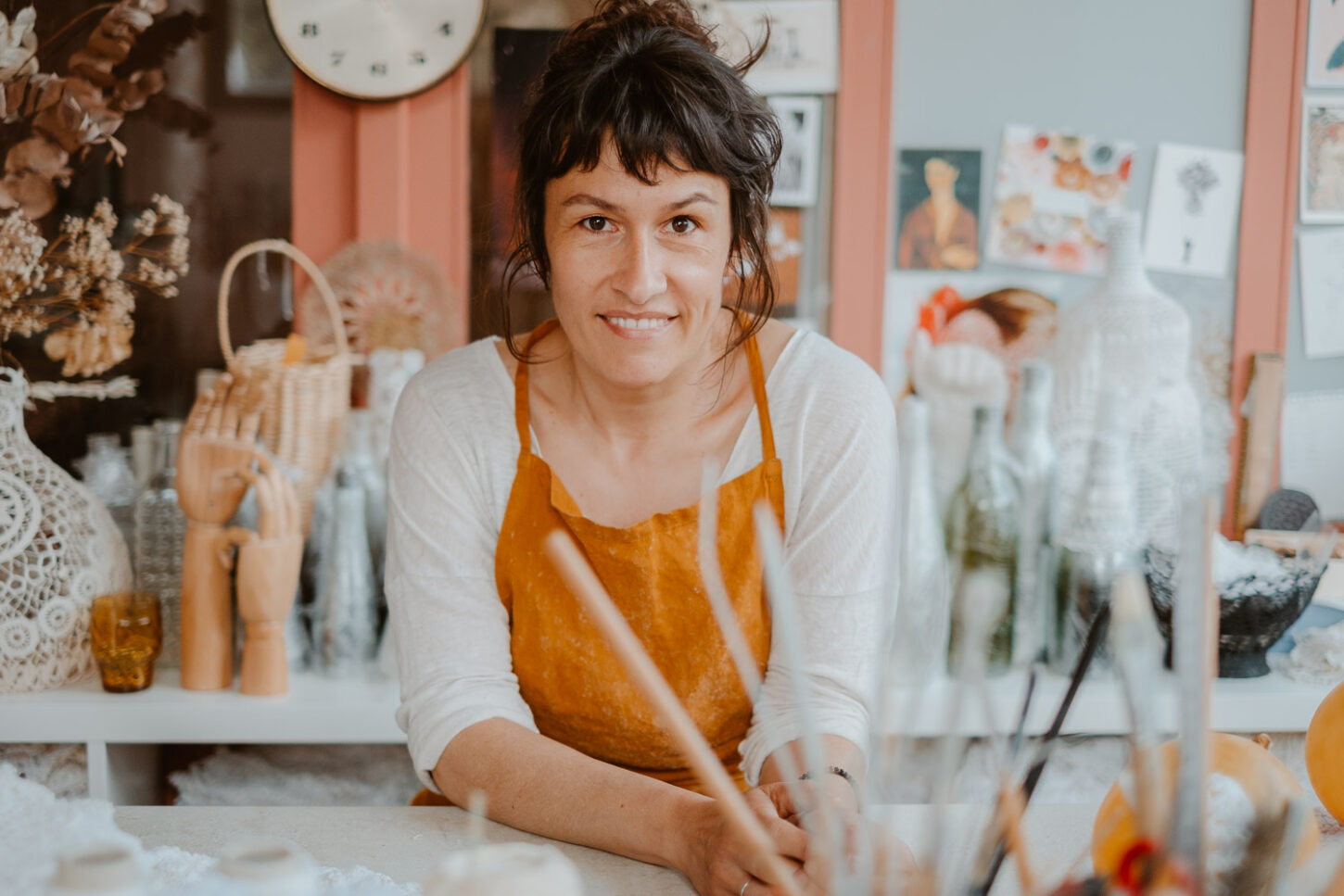 Reportage photo portrait d'artiste - artisane d'art - créatrice - Véronique Damart — Amidonnée à Clisson