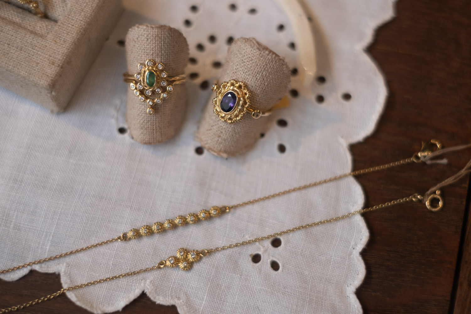 Séance photo portrait artisan créateur boutique atelier Helene Turbé Joaillère Bijoux à Nantes