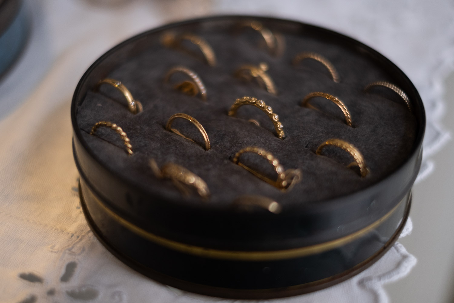 Séance photo portrait artisan créateur boutique atelier Helene Turbé Joaillère Bijoux à Nantes