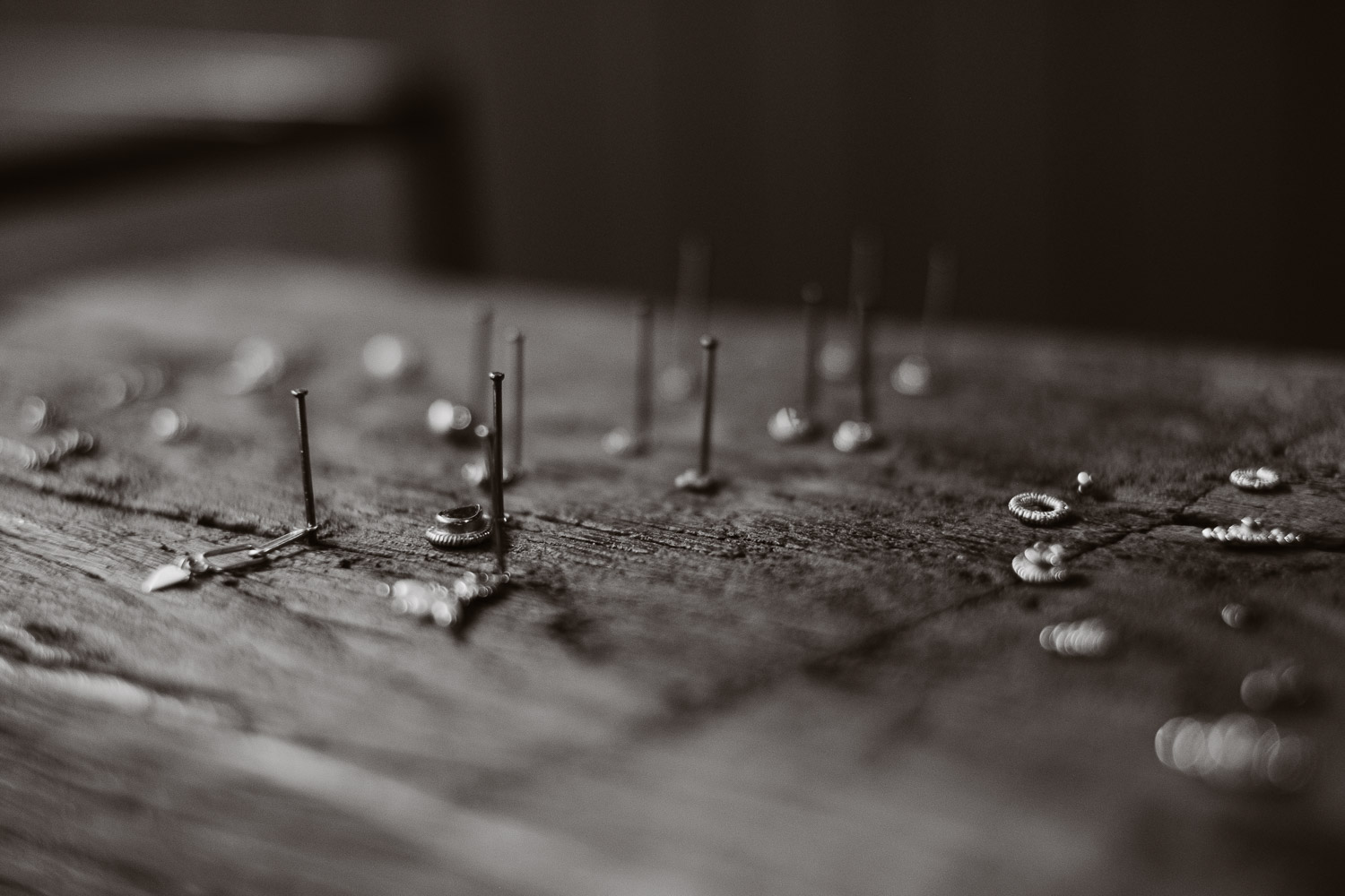 Séance N&B photo portrait artisan créateur boutique atelier Helene Turbé Joaillère Bijoux à Nantes