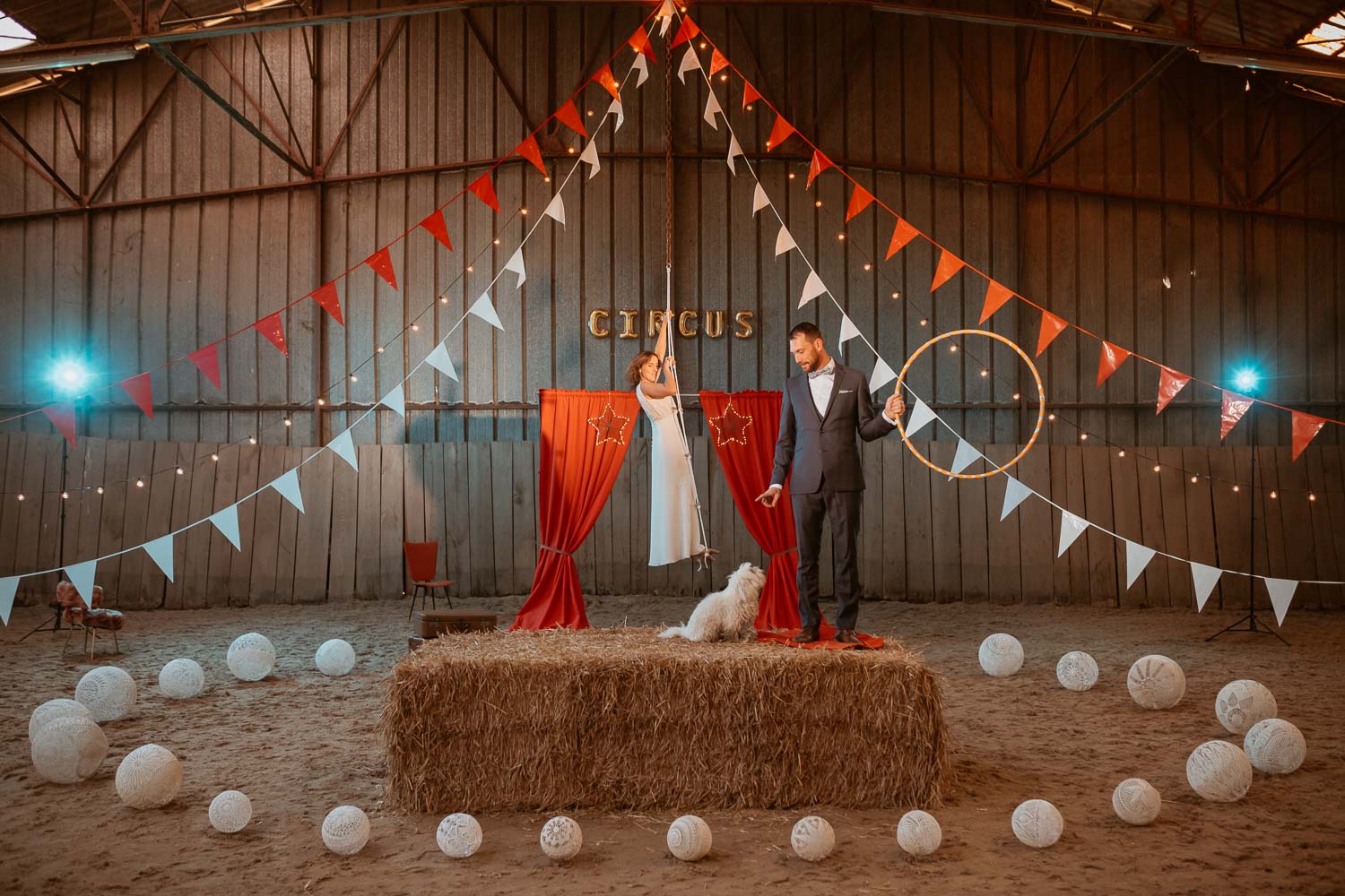 Séance photo de couple day after mise en scène thème arts du cirque en pays de la loire (44)