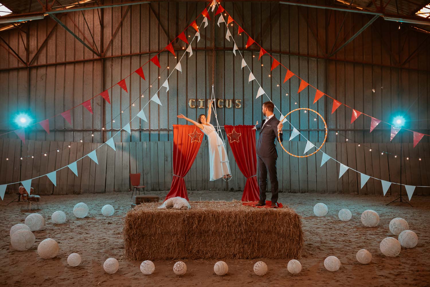 Séance photo de couple day after mise en scène thème arts du cirque en pays de la loire (44)