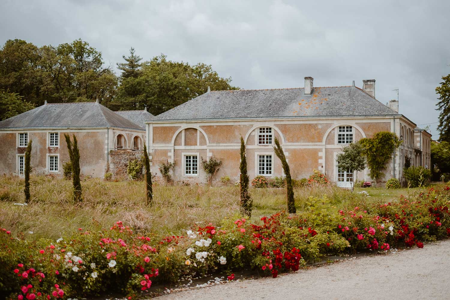 photographe mariage — reportage Château de la Forêt au Cellier