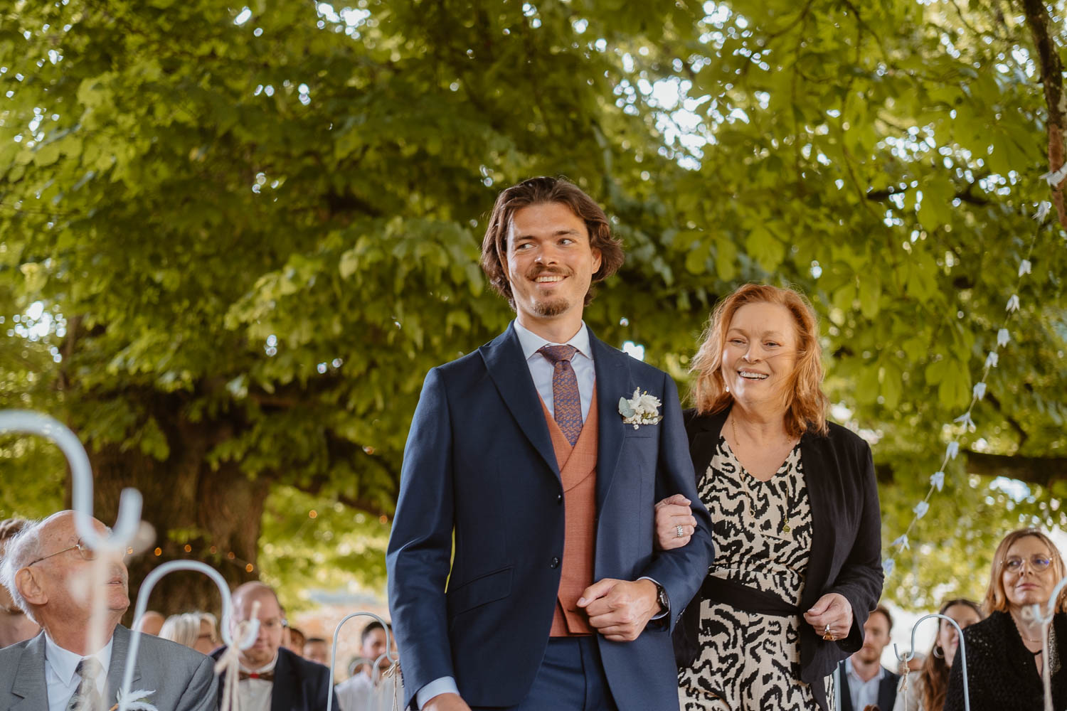 reportage photo mariage lifestyle cérémonie laïque — Château de la Forêt au Cellier