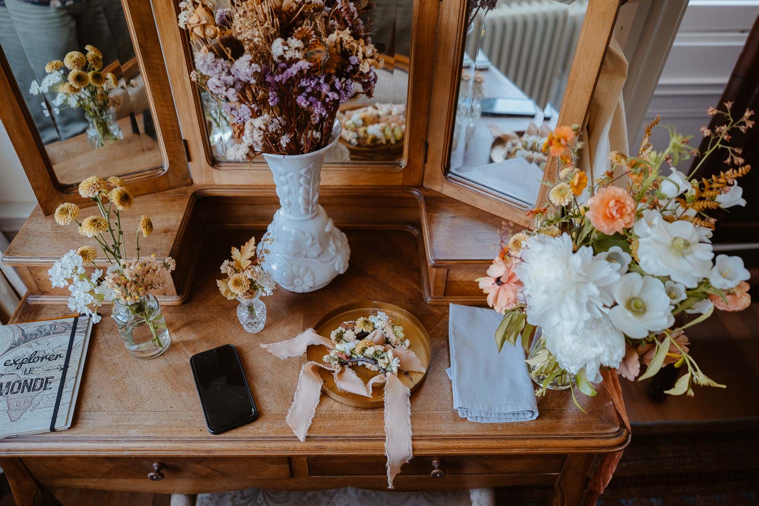reportage photo préparatifs mariage — Château du Coing à Saint Fiacre sur Maine
