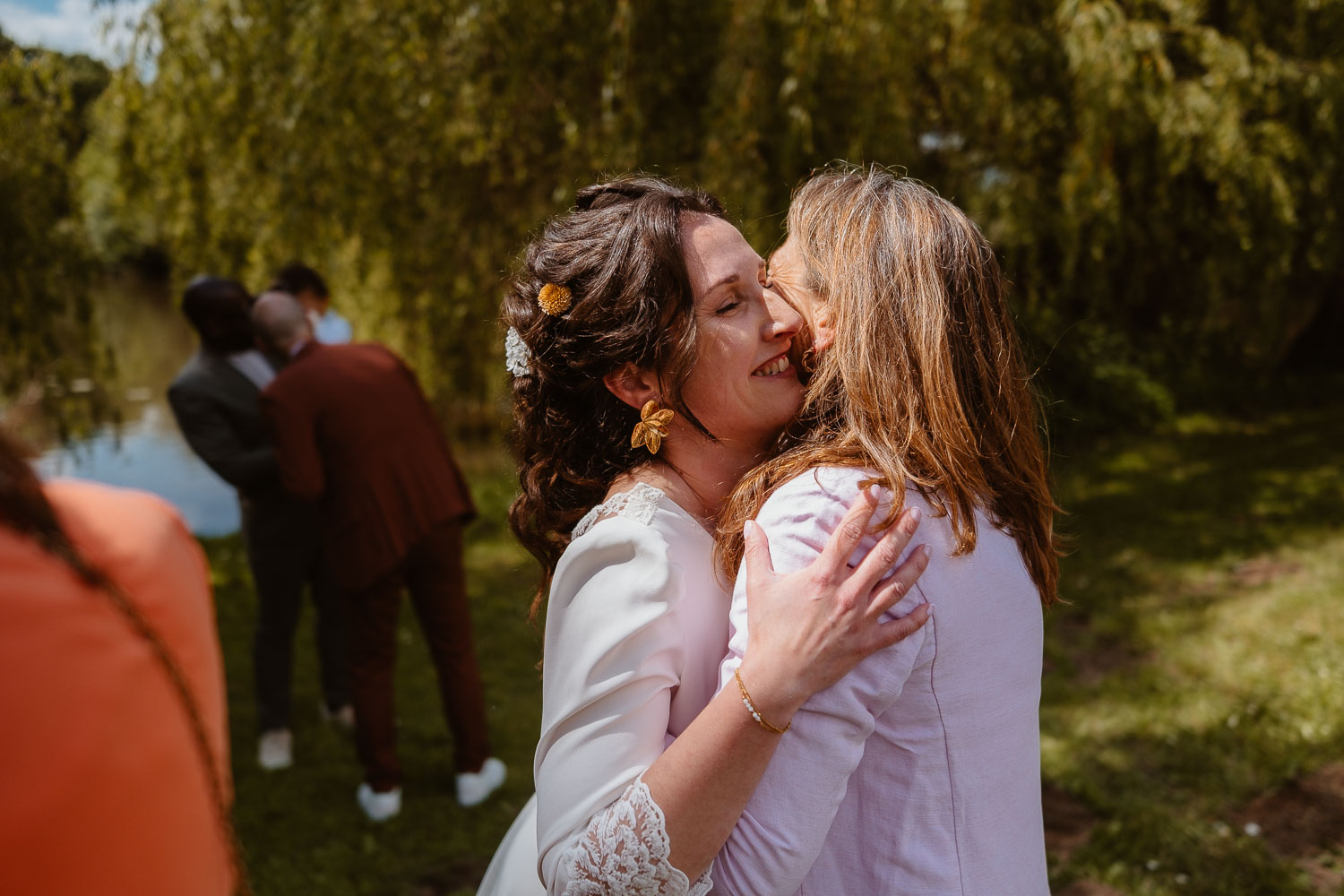 reportage photo mariage lifestyle cérémonie laïque — Château du Coing à Saint Fiacre sur Maine