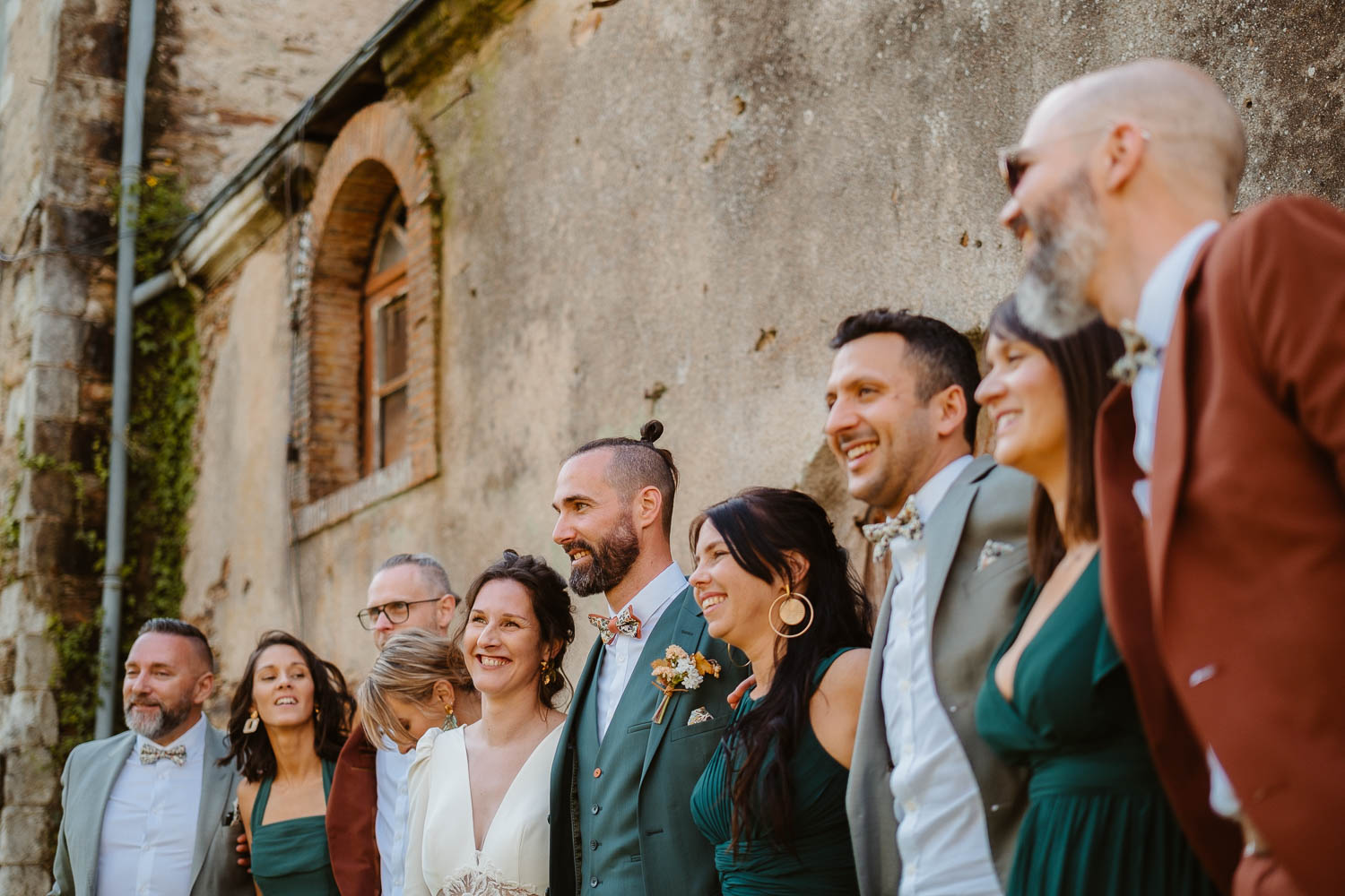 reportage photo groupe fun mariage— Château du Coing à Saint Fiacre sur Maine