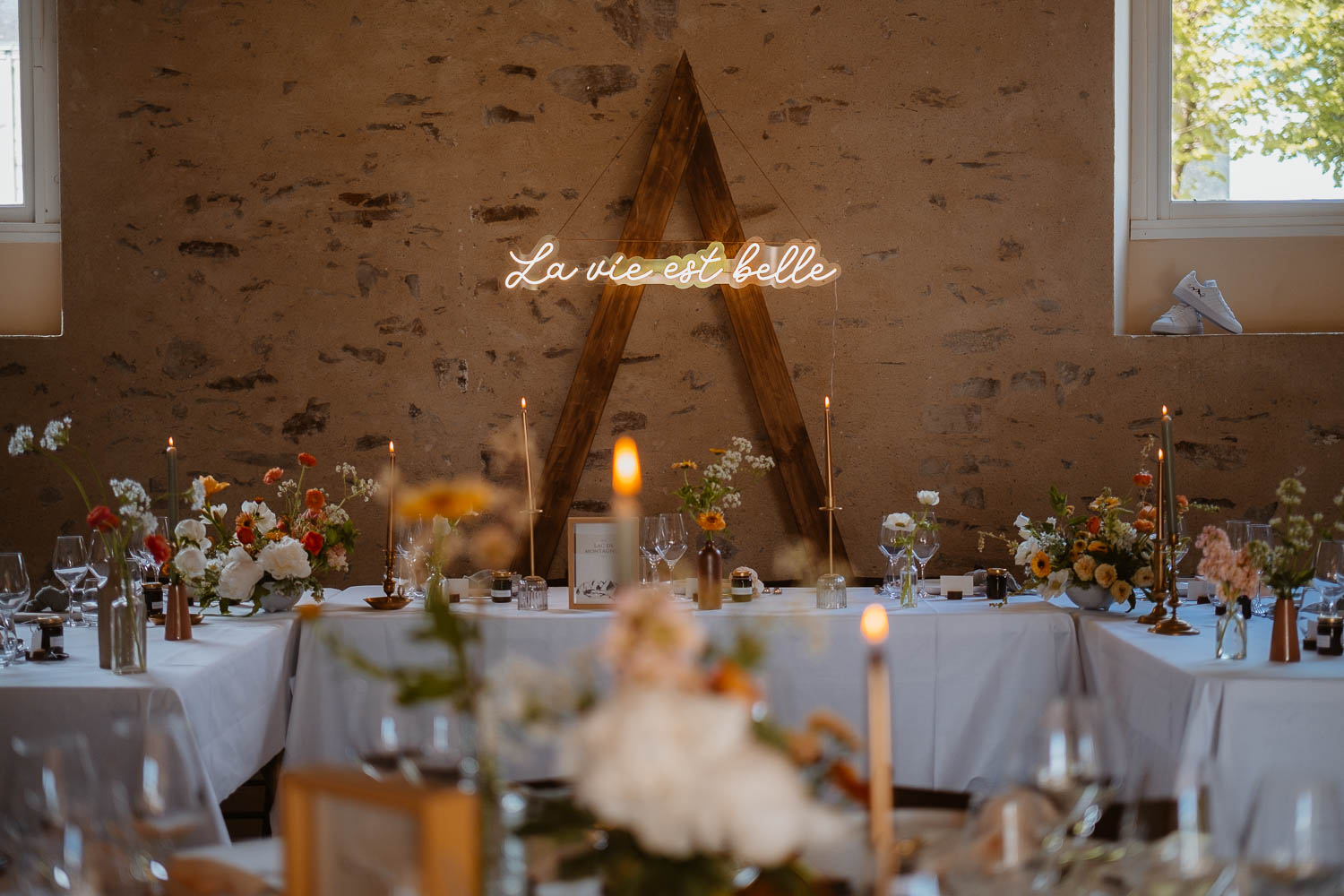 décoration salle tables mariage— Château du Coing à Saint Fiacre sur Maine