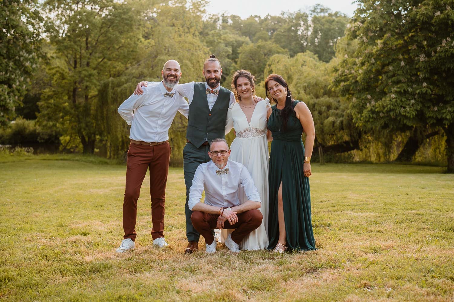 reportage photo groupe fun mariage— Château du Coing à Saint Fiacre sur Maine