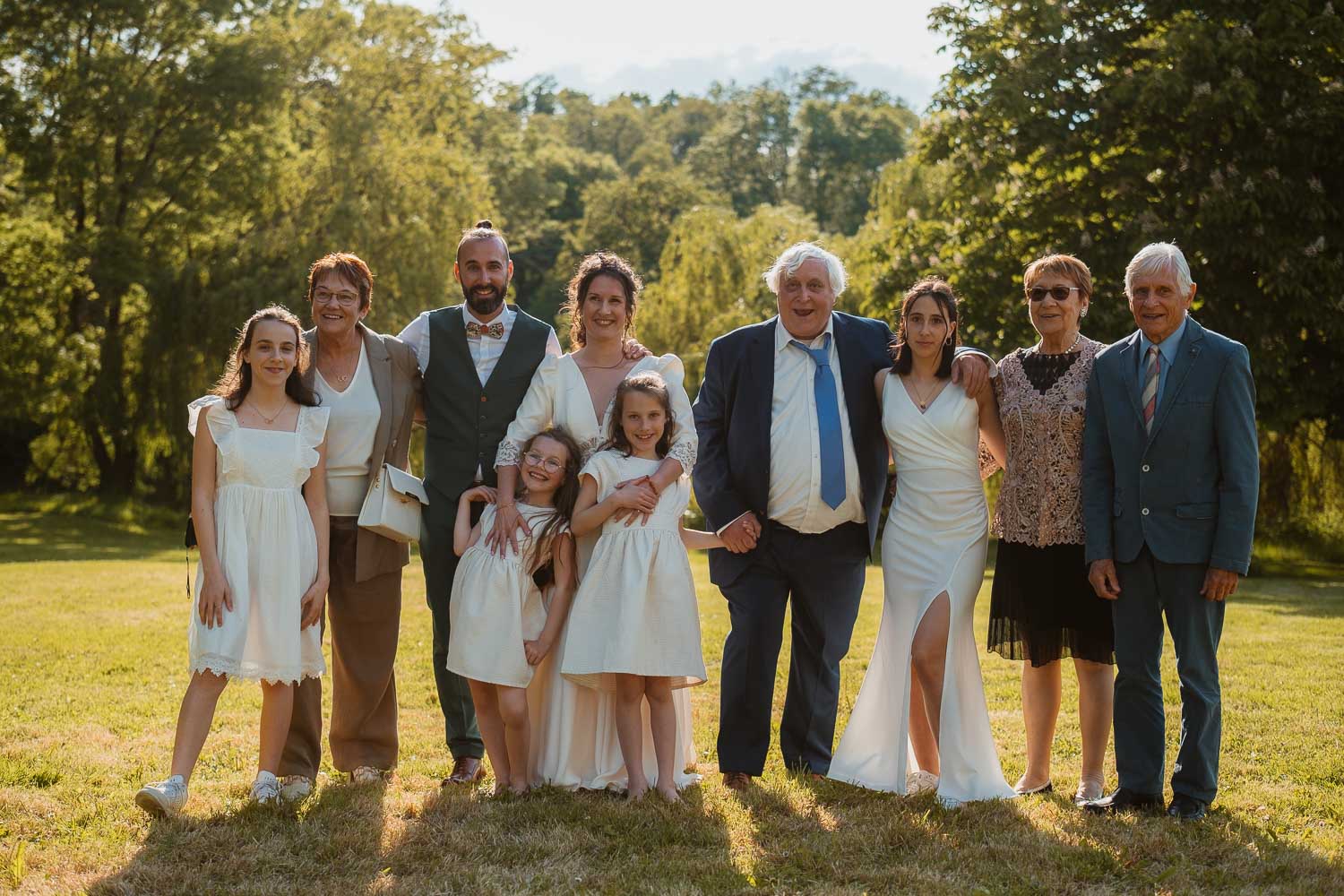 reportage photo groupe fun mariage— Château du Coing à Saint Fiacre sur Maine