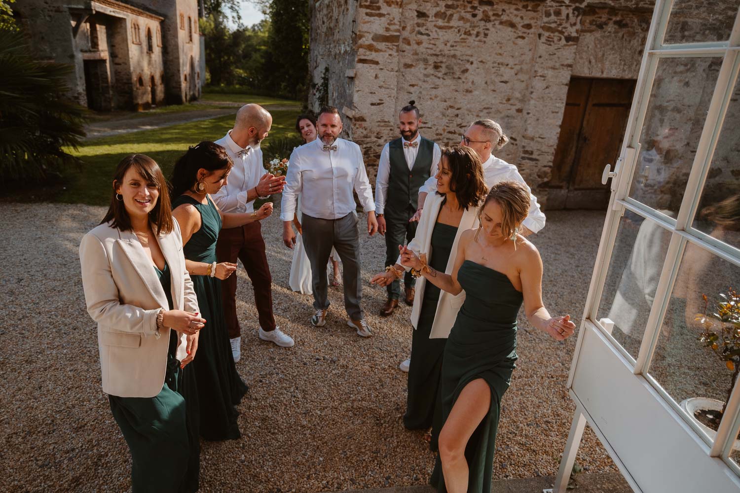 Entrée en salle mariés soirée — Château du Coing à Saint Fiacre sur Maine