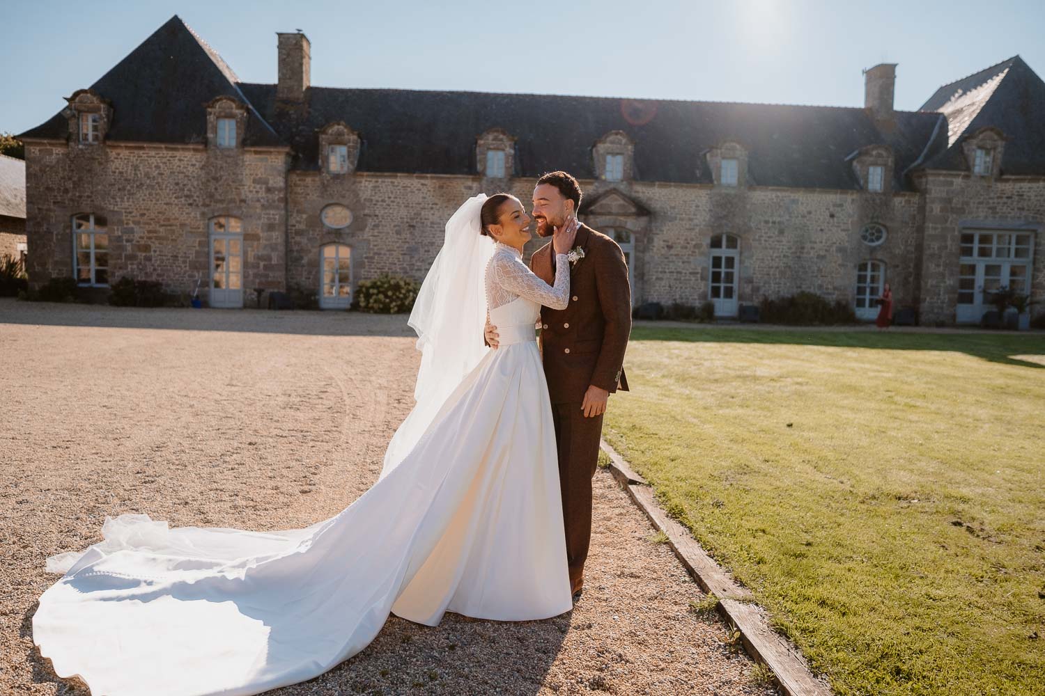 reportage photo lifestyle mariage automne — Château du Bois Guy à Parigné