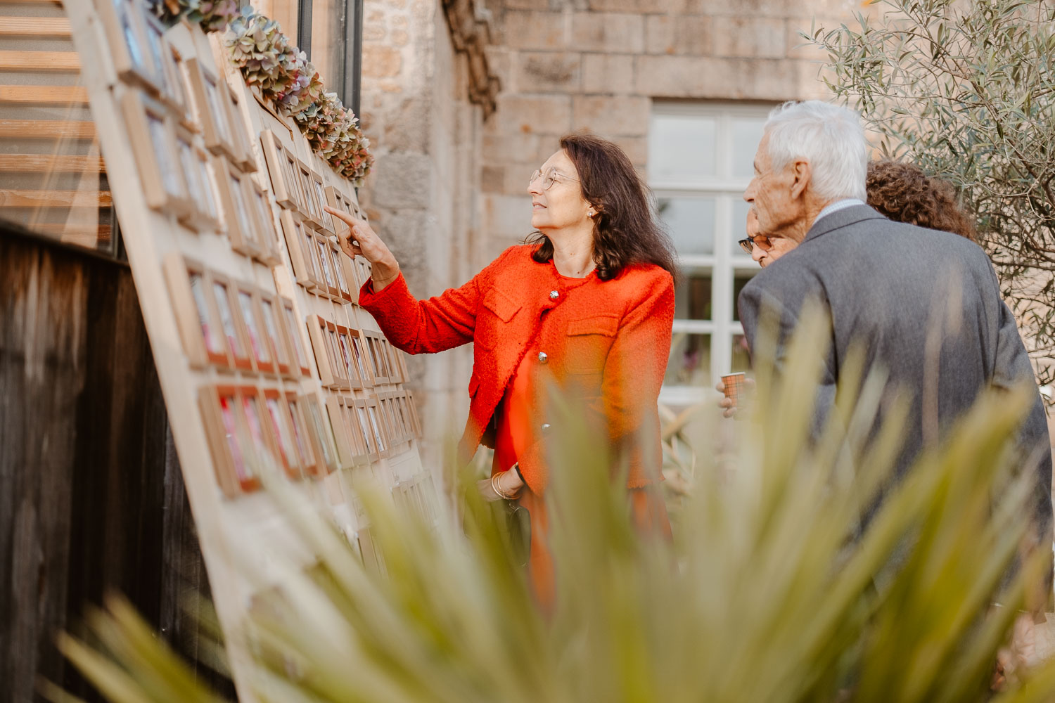 reportage photo lifestyle instants de vie cocktail mariage— Château du Bois Guy à Parigné