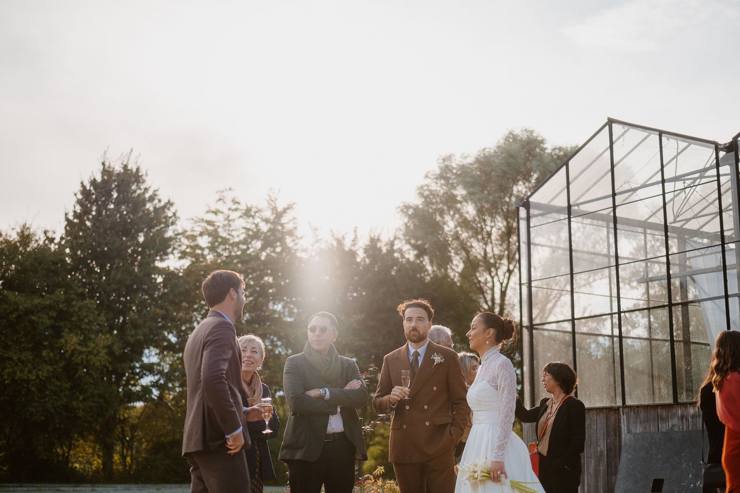 reportage photo lifestyle instants de vie cocktail mariage— Château du Bois Guy à Parigné