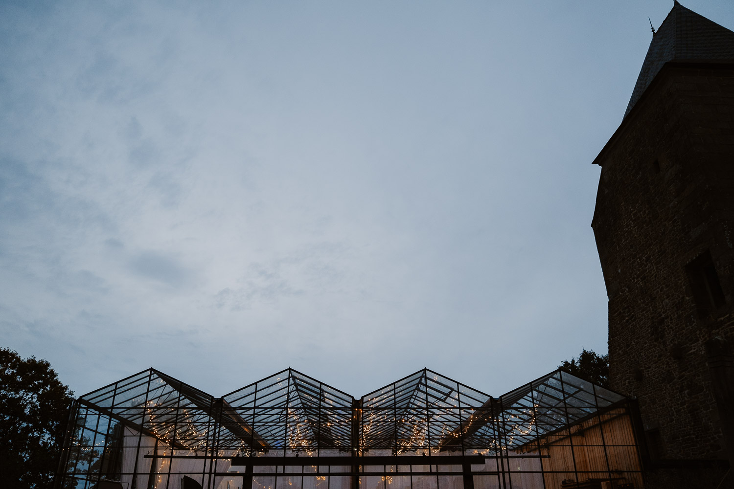 reportage photo lifestyle instants de vie cocktail mariage— Château du Bois Guy à Parigné