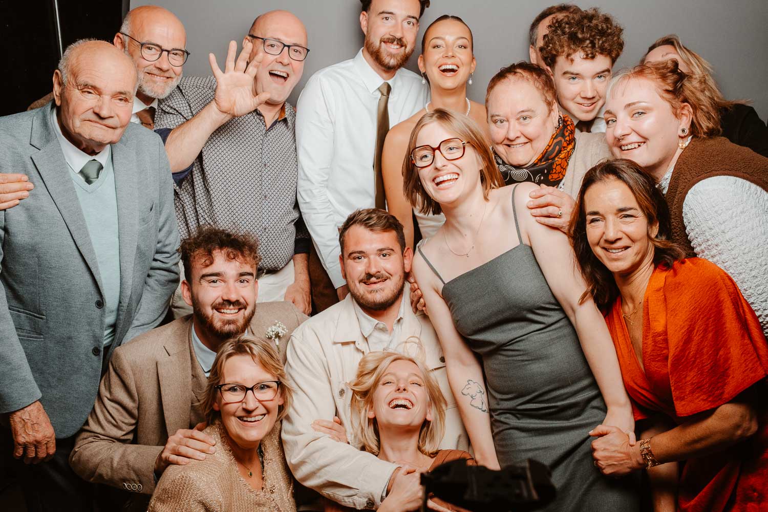 studio photo fun photomaton soirée mariage — Château du Bois Guy à Parigné